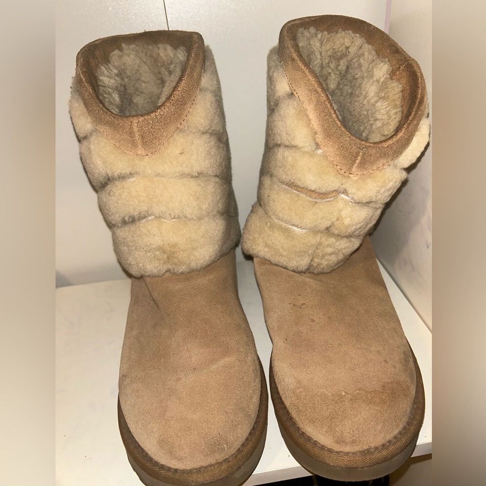 Ugg Tania Chevron Mid Calf Boots - Size 6